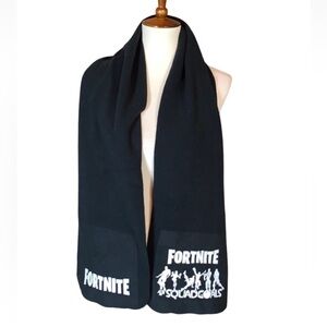Fortnite Squad goals black fleece scarf